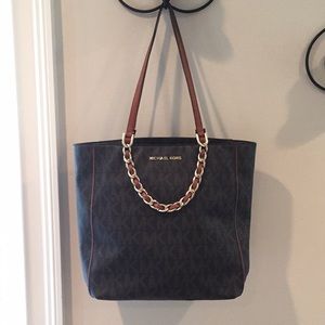 Michael Kors Handbag- Like New!